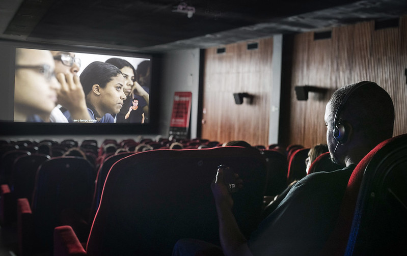 16a CineBH – Crianças da rede pública de ensino acompanham exibições gratuitas de cinema