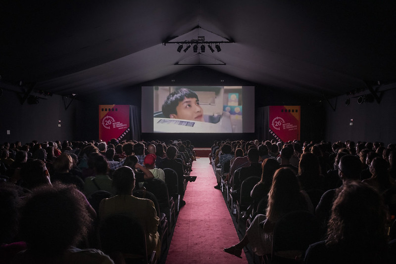 26a MCT: Celebração à cultura e homenagem a dupla de cineastas Ary Rosa e Glenda Nicácio marcam abertura emocionante da Mostra